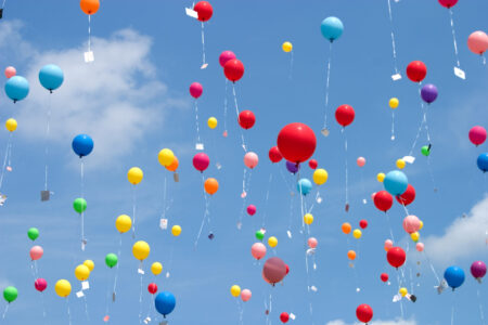 flying balloons
